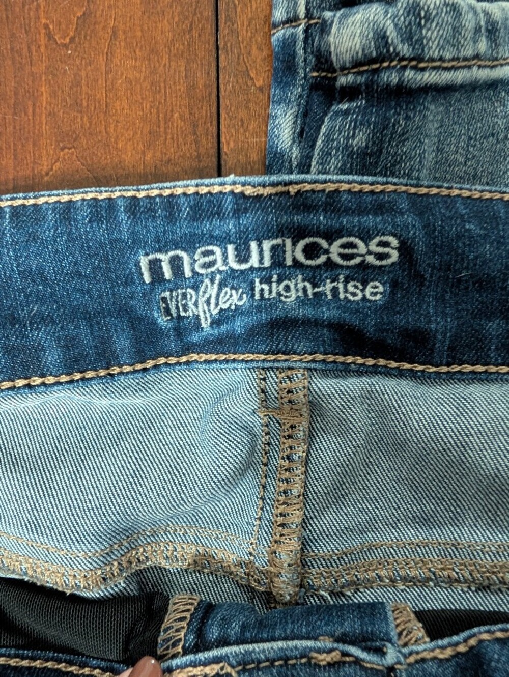 Maurices High Rise Everflex Skinny Jeans Light Medium Wash Size 14W Short - Picture 3 of 5